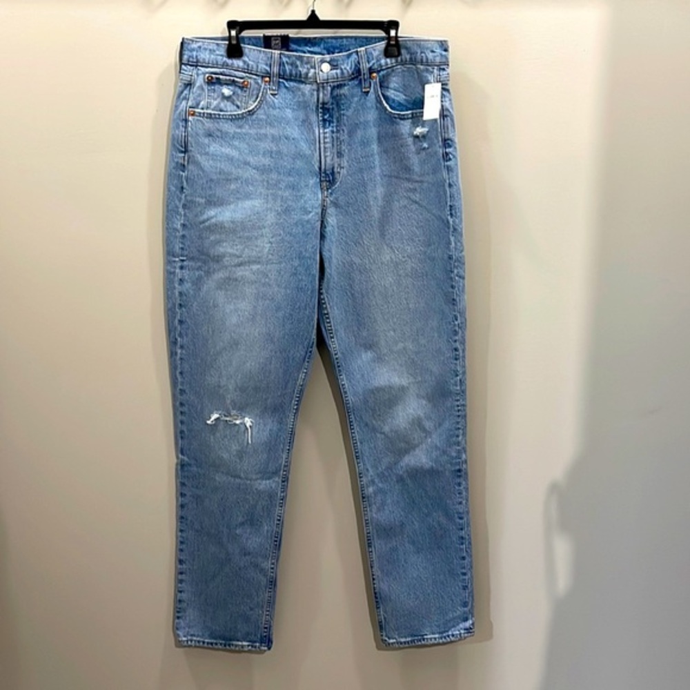 1471 GAP NWT Sky High Straight 33 | 16T  Slightly Distressed